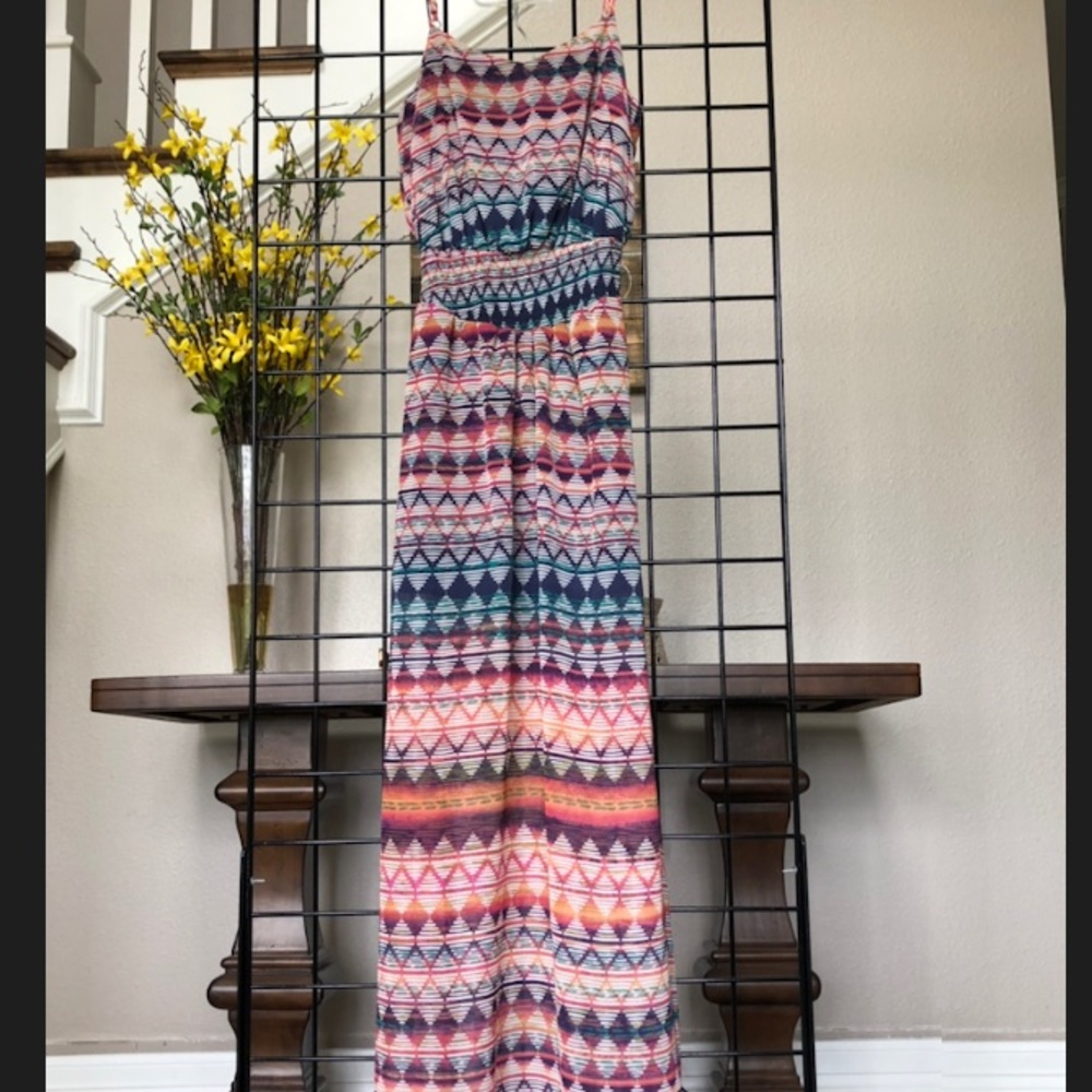 Cute Geometric Maxi